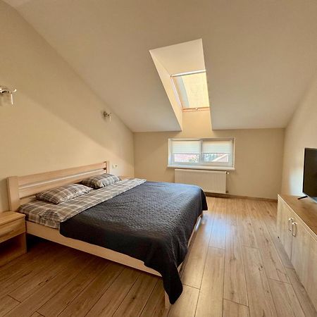 Квартира Подобово Oujhorod Extérieur photo