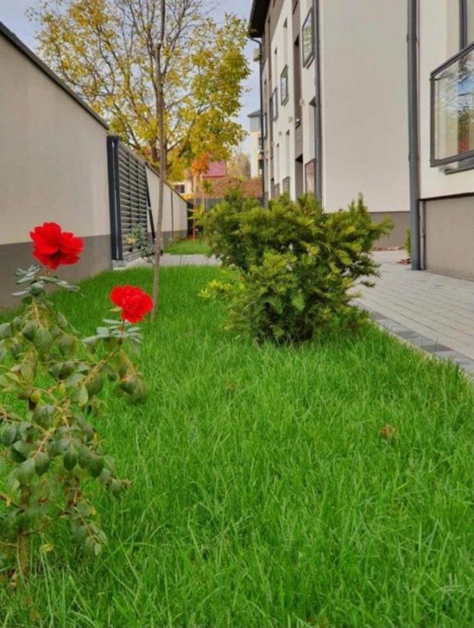 Квартира Подобово Oujhorod Extérieur photo
